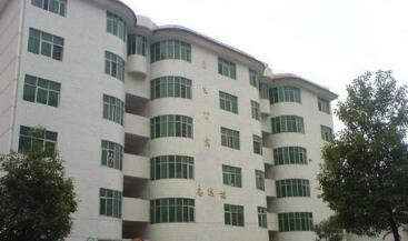 崇州市道明鎮(zhèn)中學