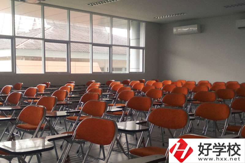 岳陽富岳科技職業(yè)學(xué)校怎么樣？環(huán)境如何？